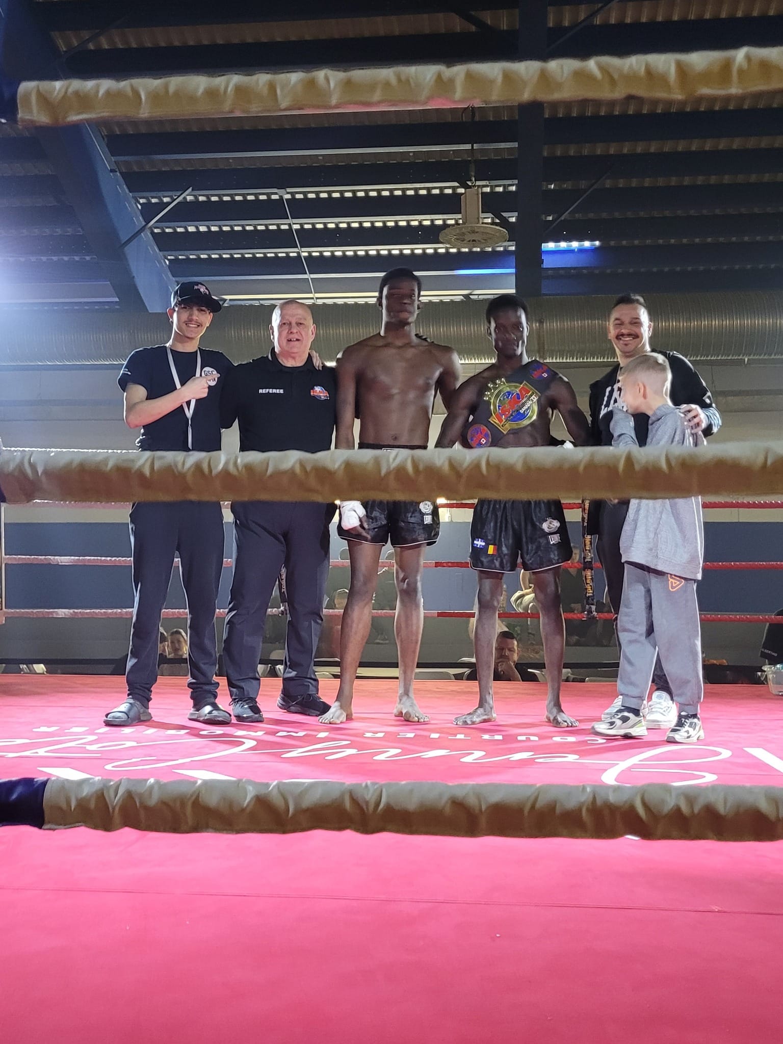 Mahamat Abakar champion ISKA poids légers